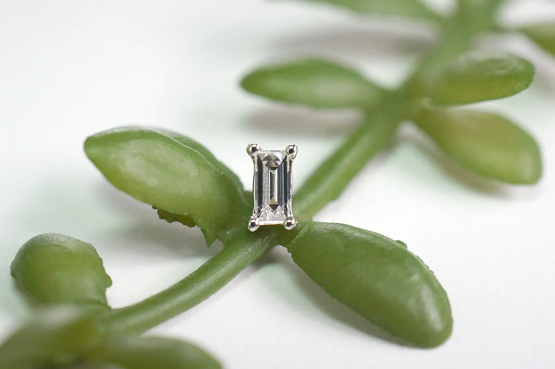 Modern Mood Baguette Solitaire - Joey - Diamond Prong Setting