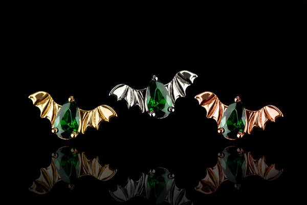 J-118 JUNIPURR JEWELRY BAT WITH EMERALD CZ